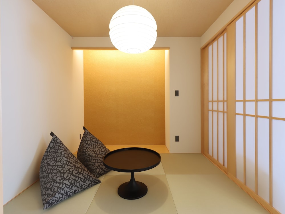 Hotel Tomiya with M's 28/35