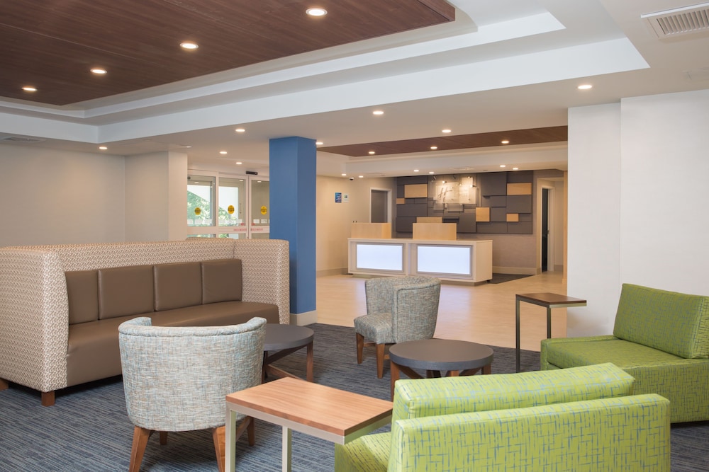 HOLIDAY INN EXPRESS CHELMSFORD 43/65