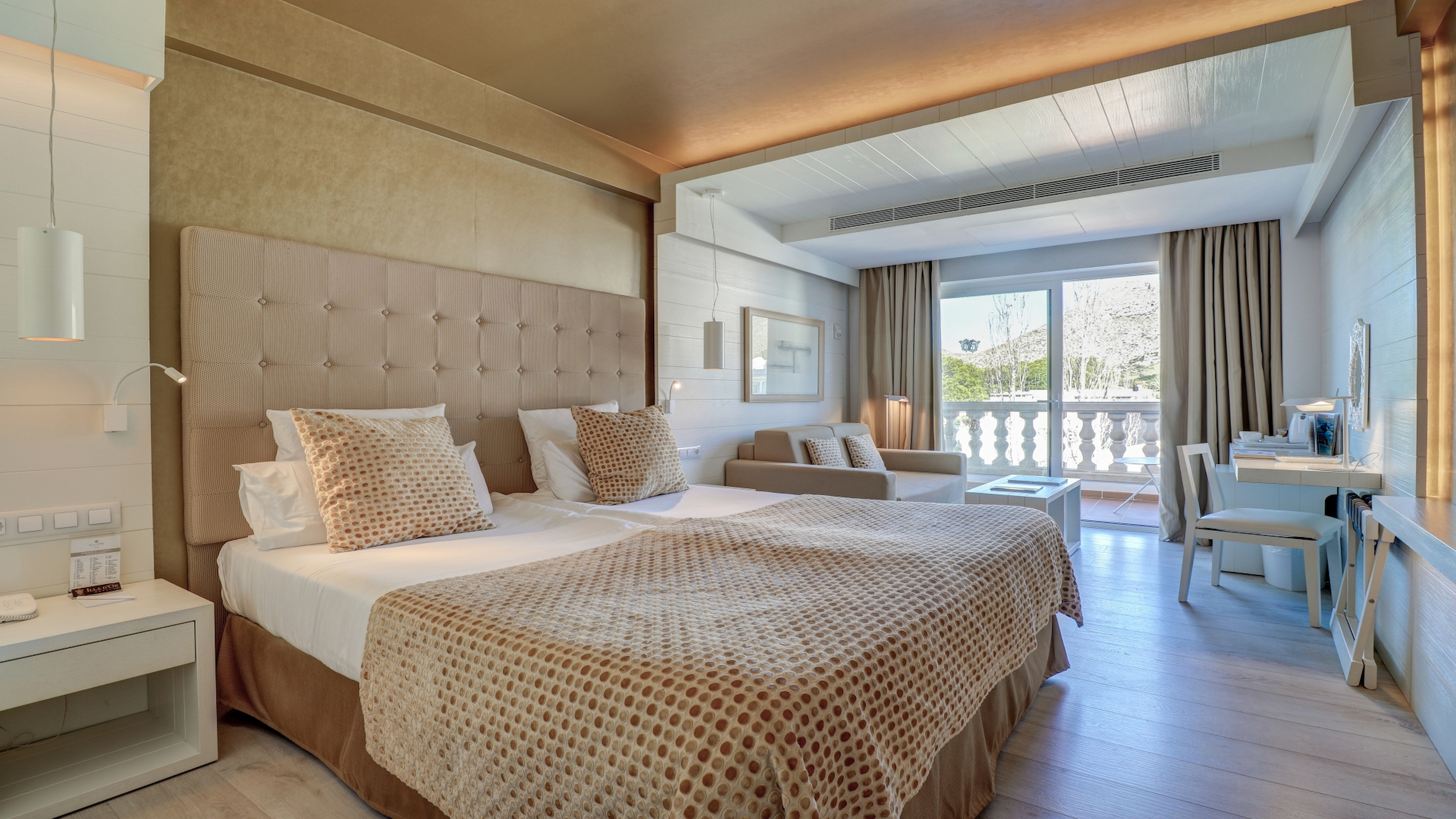 Room, Double Bed, Side Sea View, Balcony