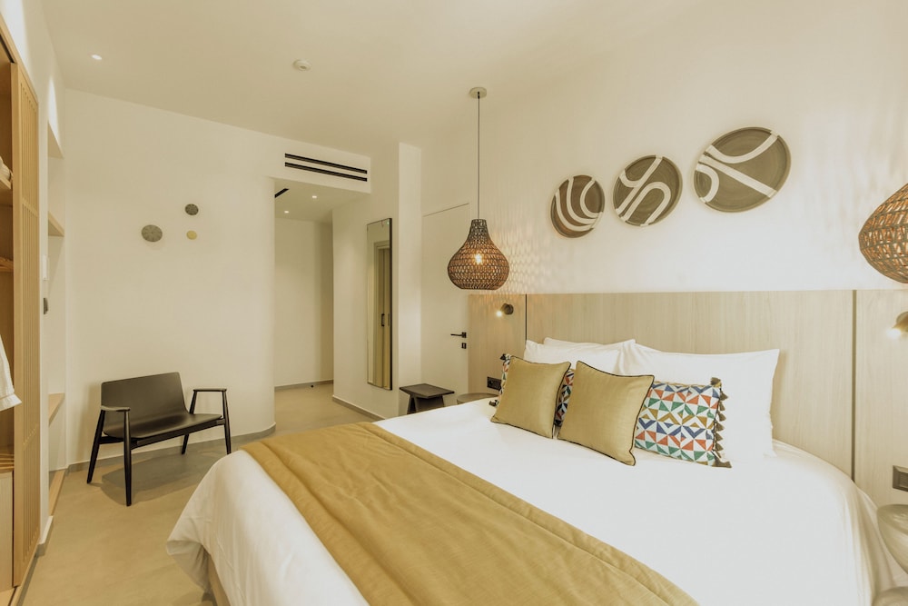 Premium, King Bed, Outdoor Jetted Tub