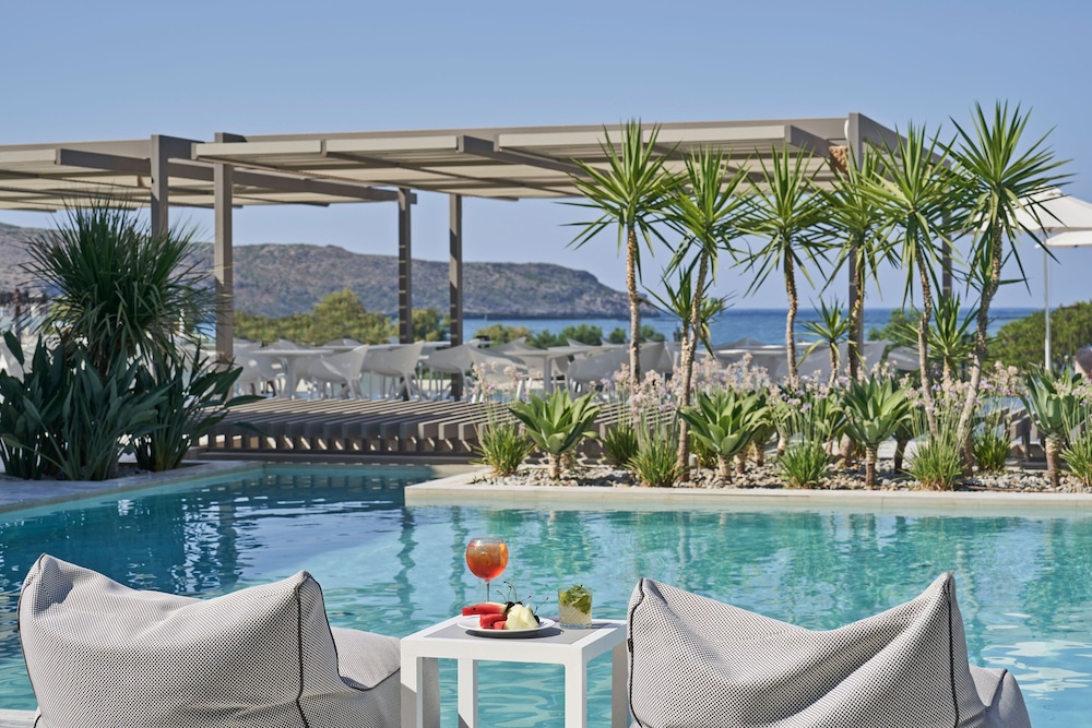 Atlantica Amalthia Beach Hotel 33/65