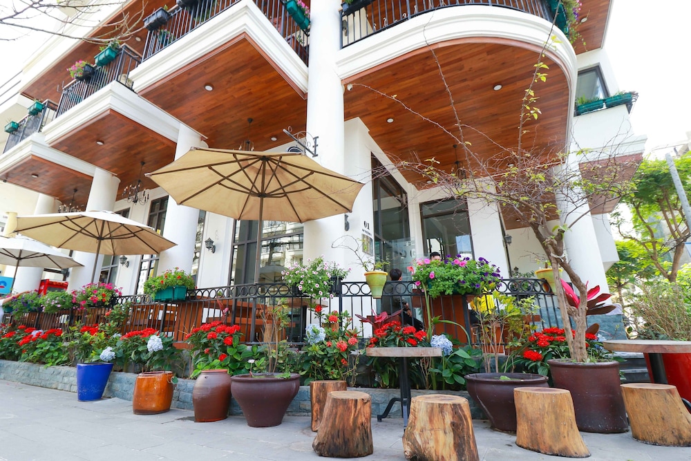 Eco Green Boutique 6/45