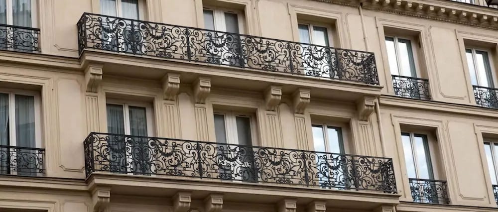 HOTEL EMILE 2/49