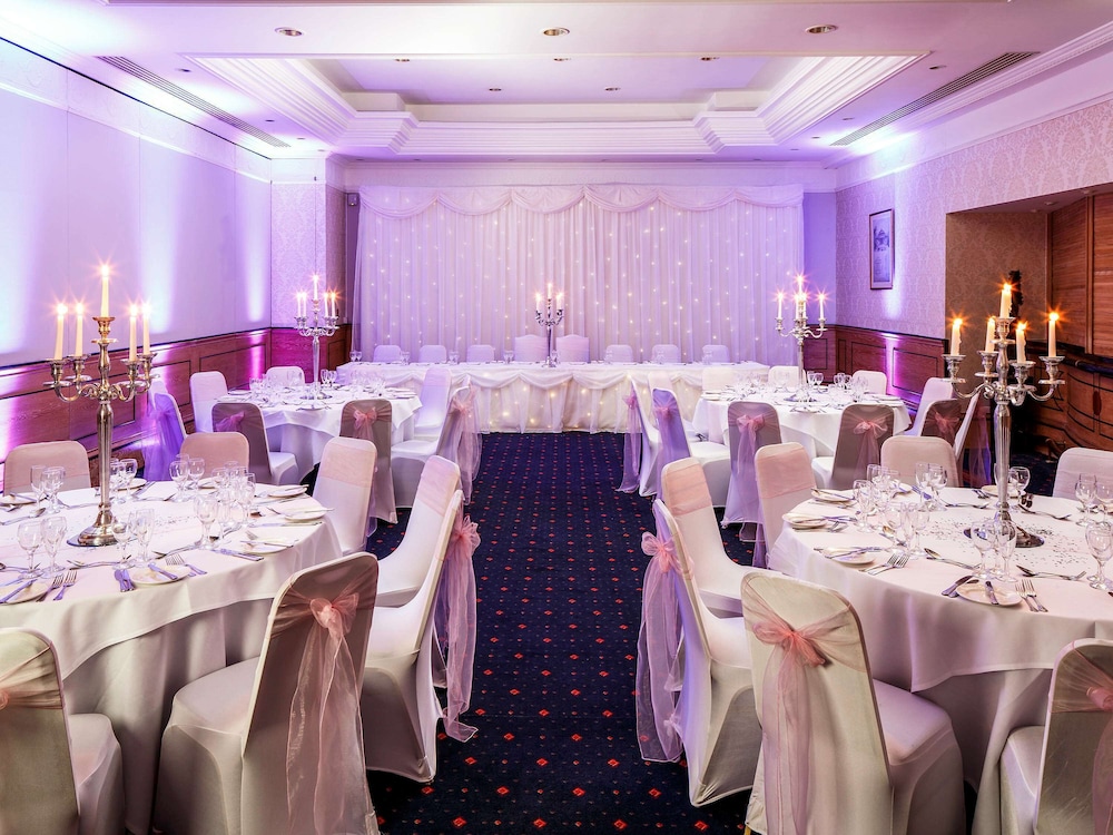 MERCURE YORK FAIRFIELD MANOR HOTEL 63/74