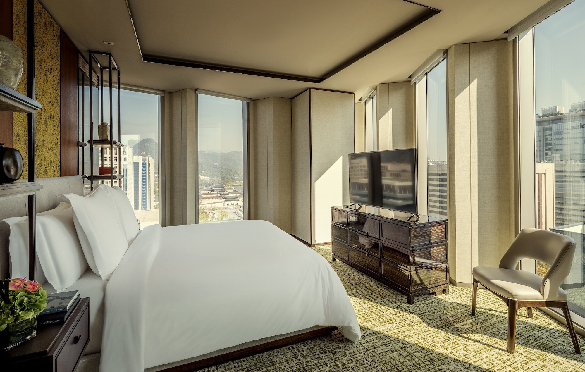 EXECUTIVE, SUITE, KING BED, PALACE VIEW