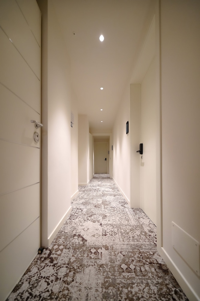 Bergamo Inn 15 3/45