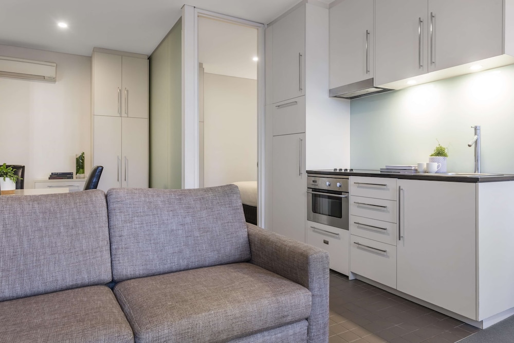 Oaks Melbourne on Collins Suites، ملبورن 35/50
