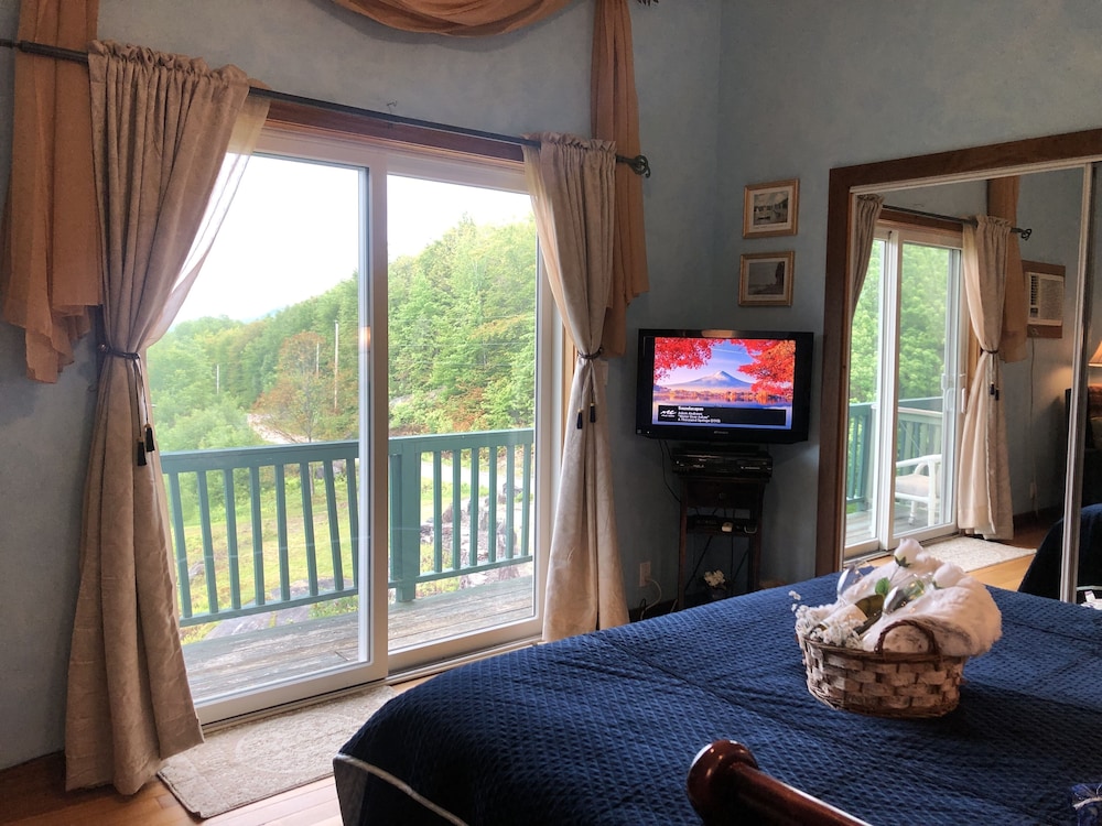 Coppertoppe Inn Retreat Center 8/49
