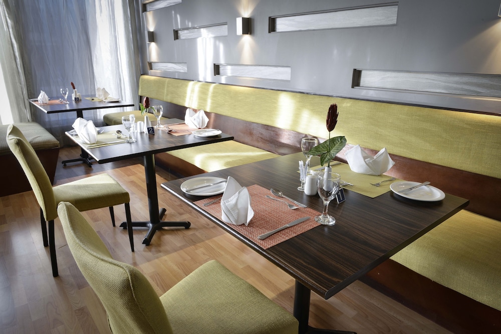 Protea Hotel by Marriott Lusaka Cairo Road 36/51