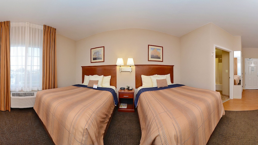 Candlewood Suites Chambersburg 17/63