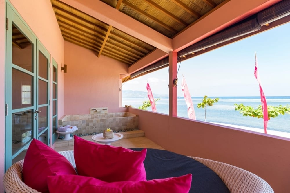 Pinkcoco Gili Air 29/50
