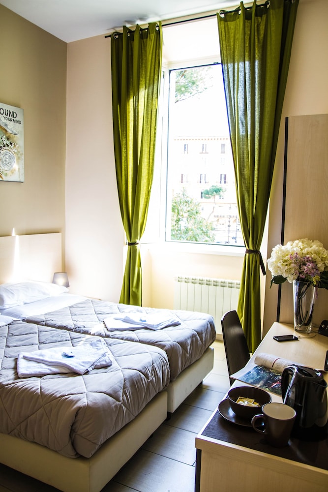 Mosaic Guest House 13/53