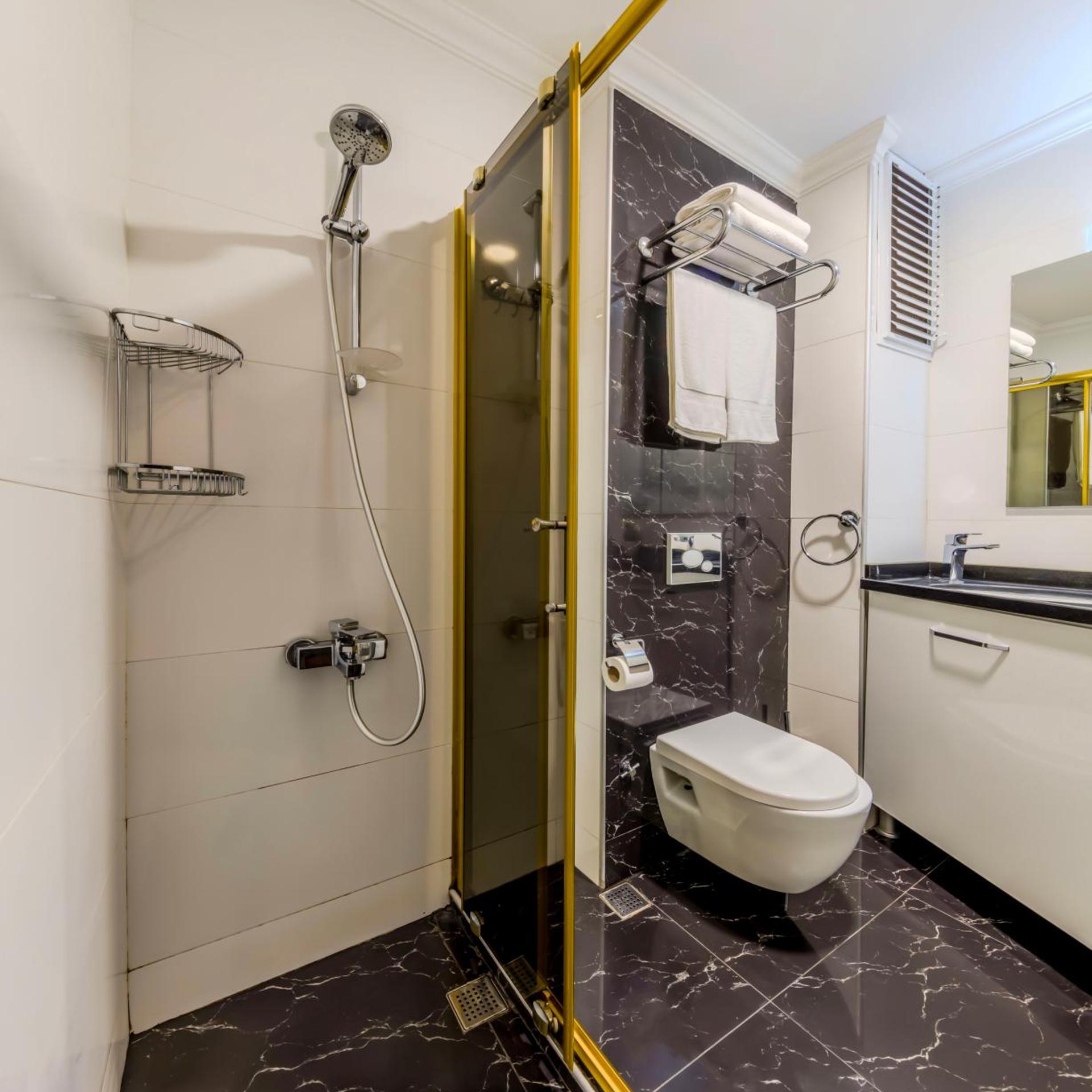 LEMIS SUITE 49/50