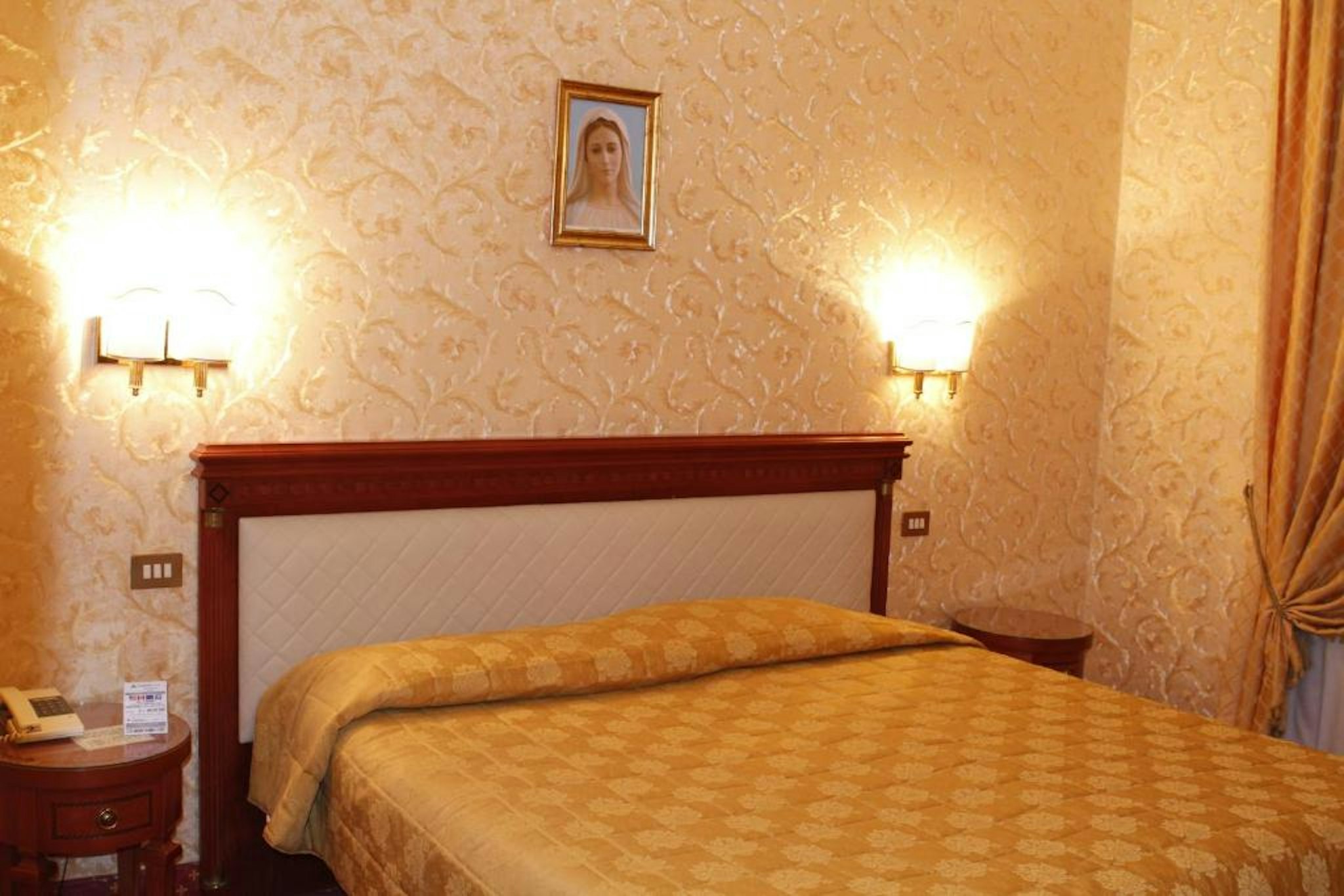 Hotel Pace Helvezia 8/20