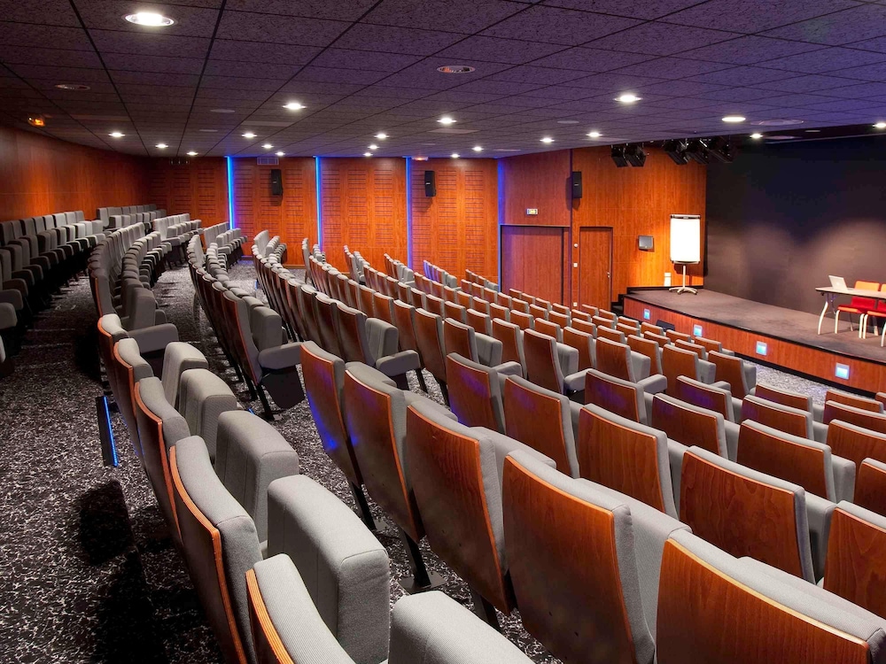 Mercure Quimper Centre 45/46