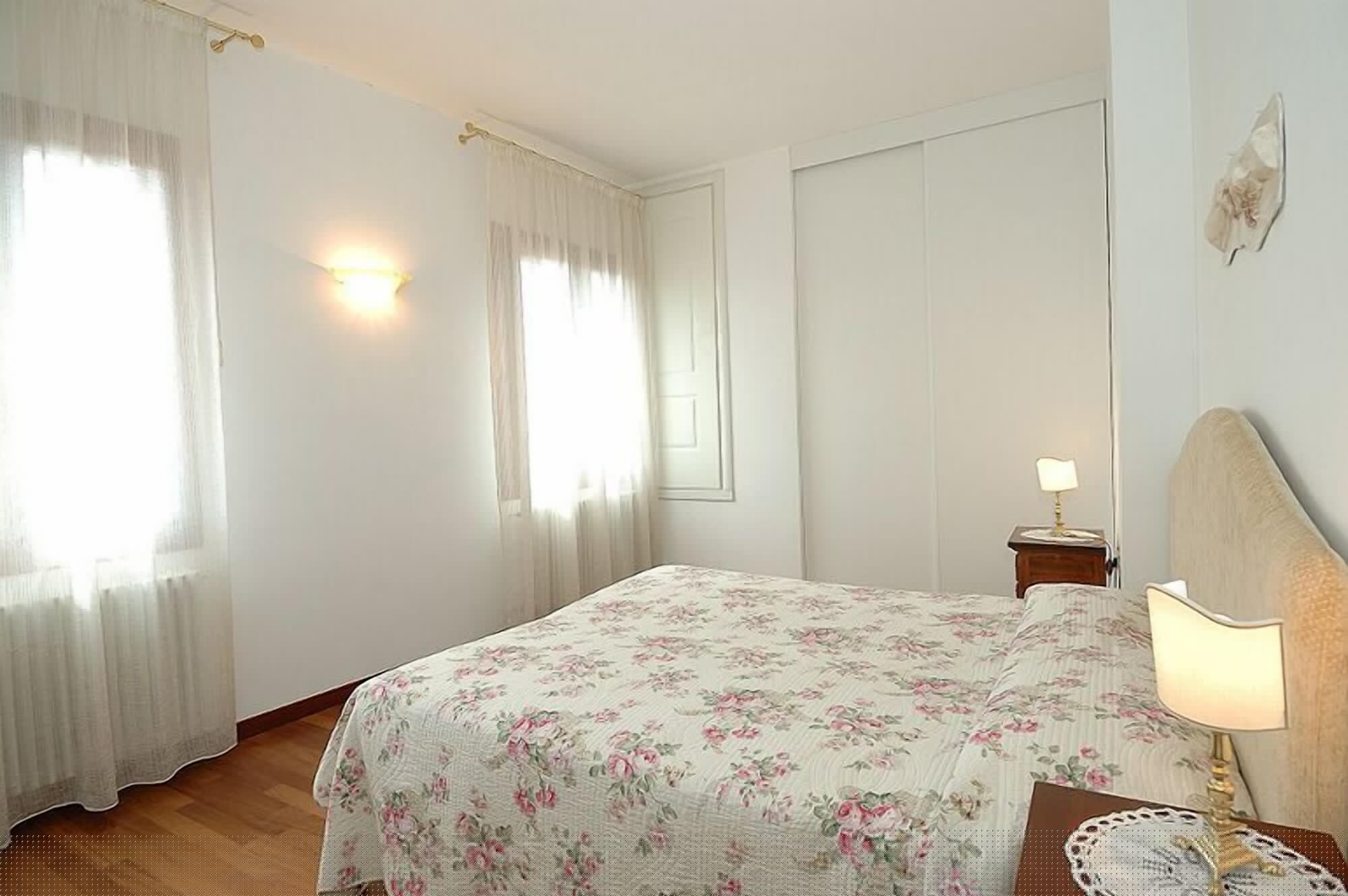 Suite, Garden View