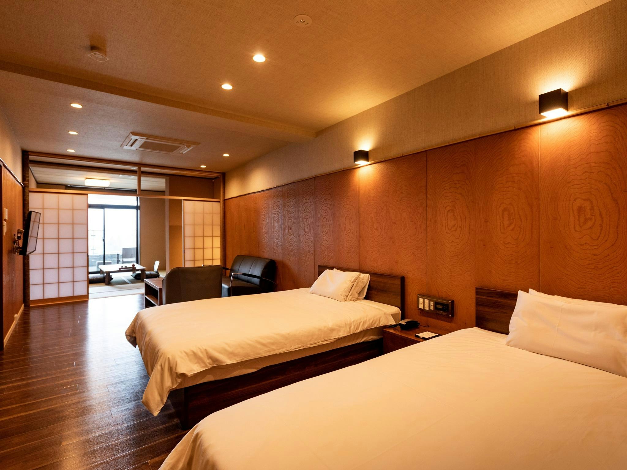 Japanese Western, S Ora, Bathtub