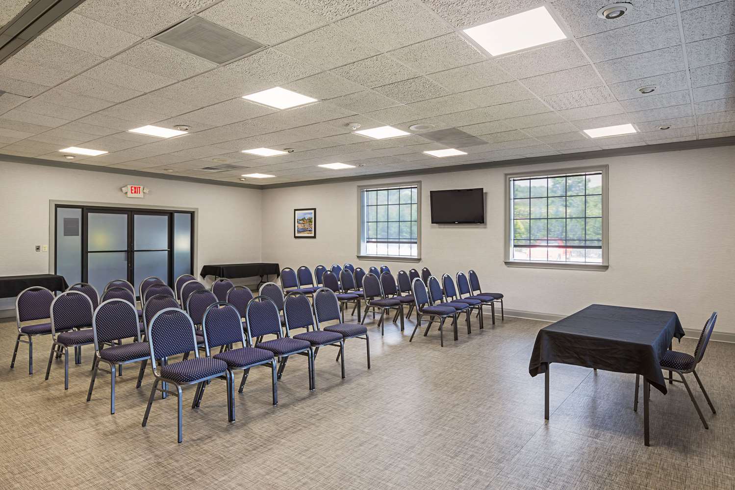 Quality Inn & Suites Greenville - Haywood Mall 17/28
