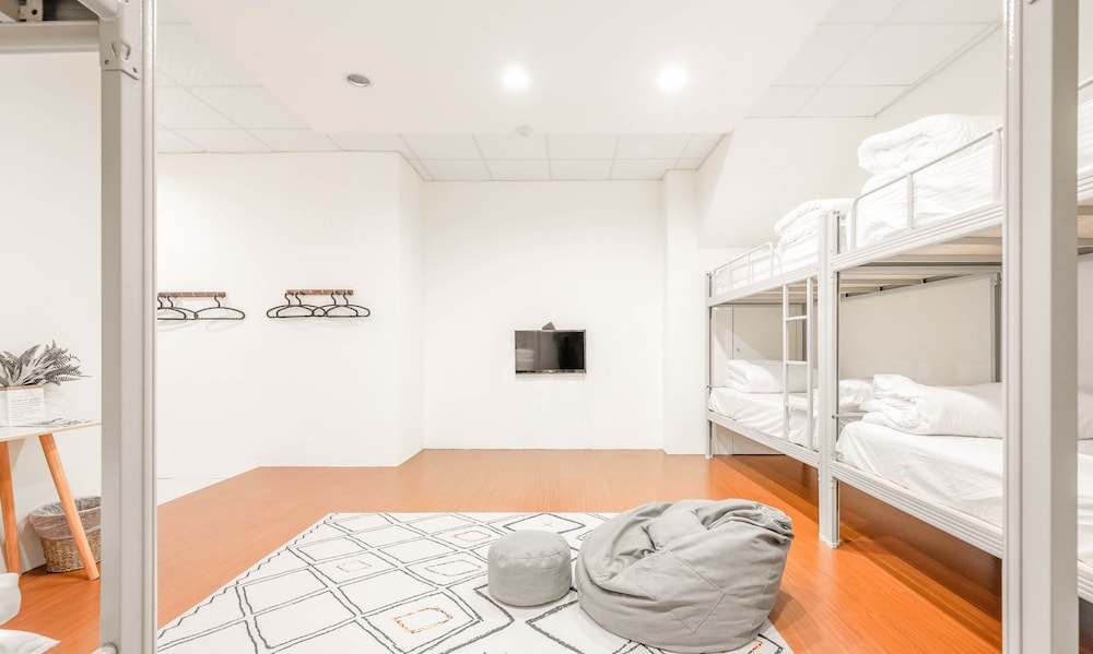 H& Taitung Puyuma Style Inn 36/50