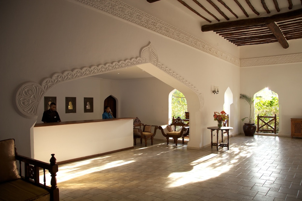 Sultan Sands Island Resort & Spa 10/69