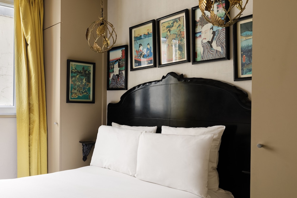 NEW Hotel Republique 25/52