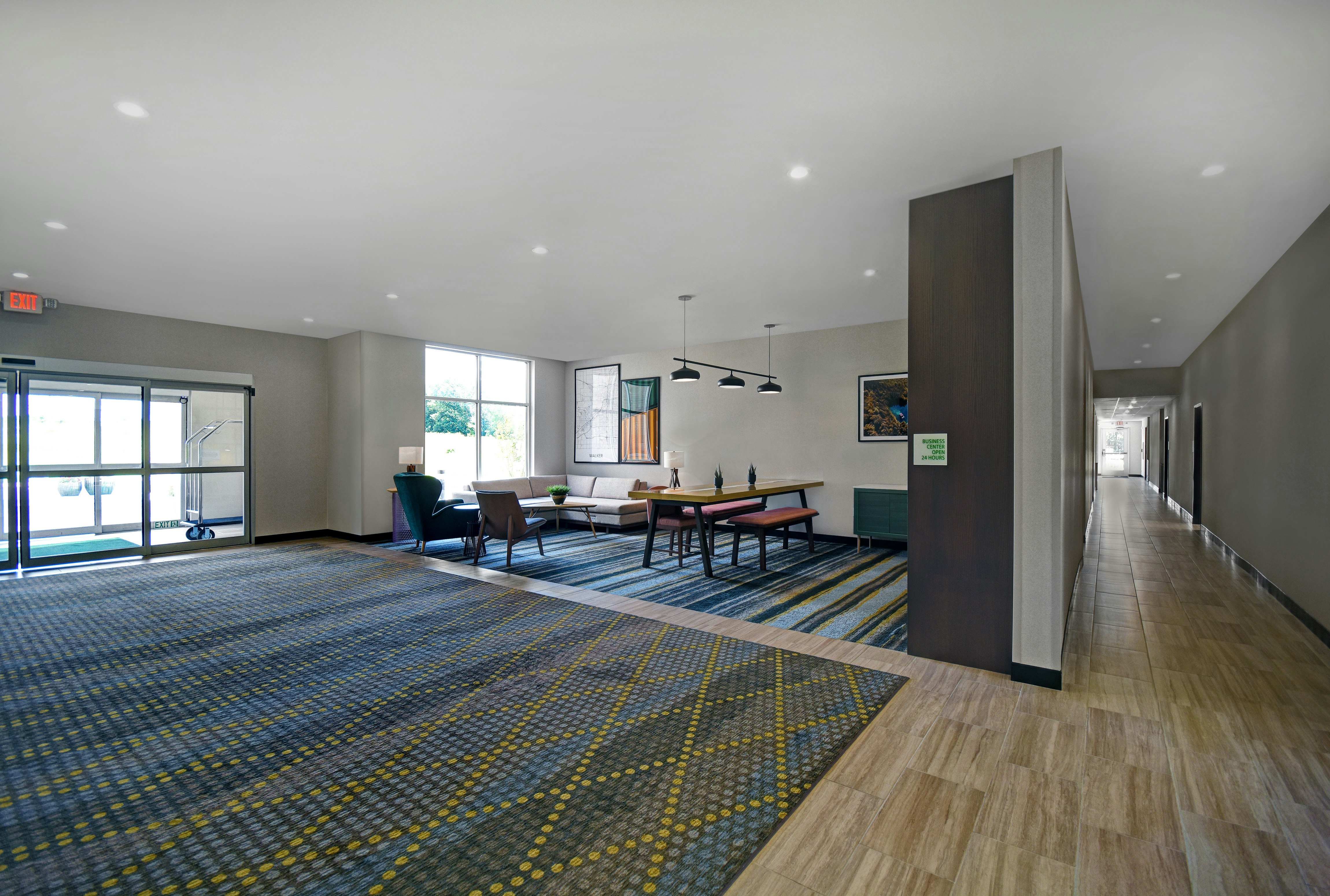 Holiday Inn Grand Rapids North 68/71