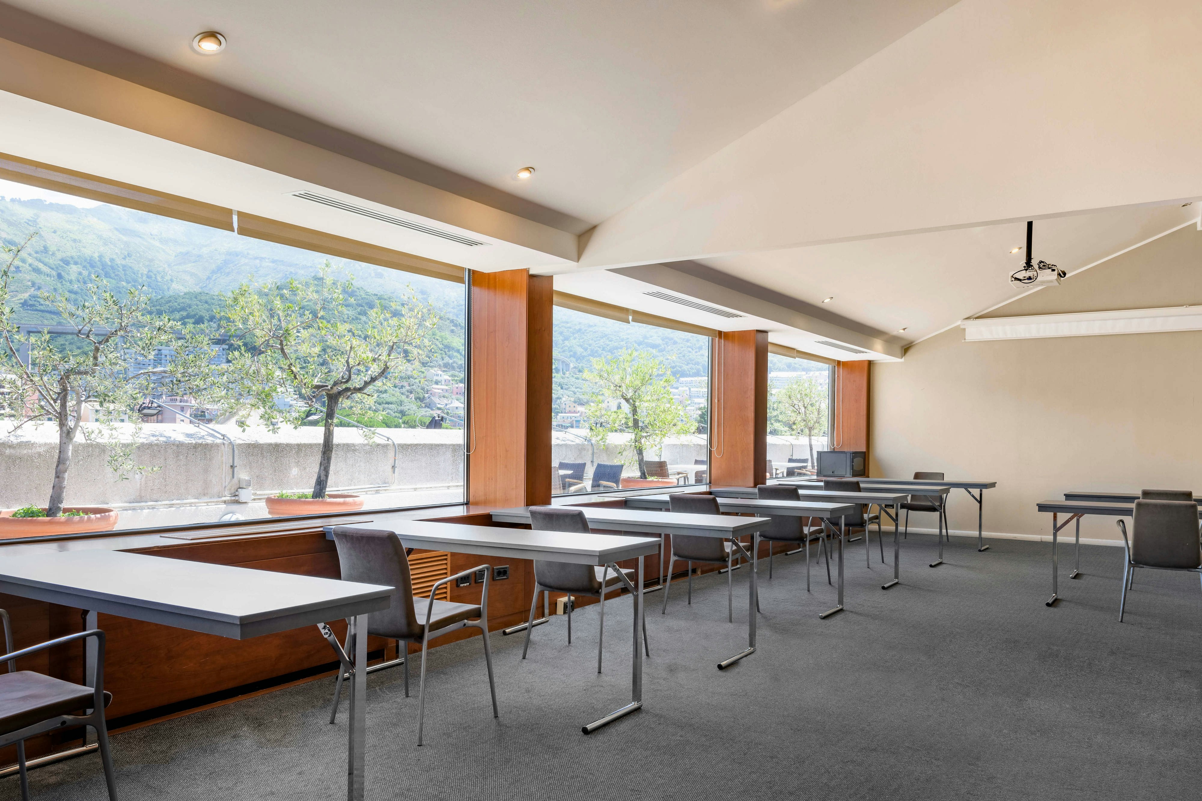 Ac Hotel Genova By Marriott 47/50