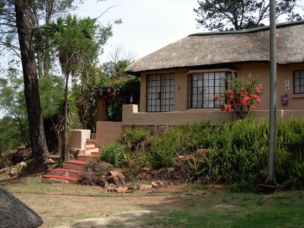 Sterkfontein Heritage Lodge 1/50
