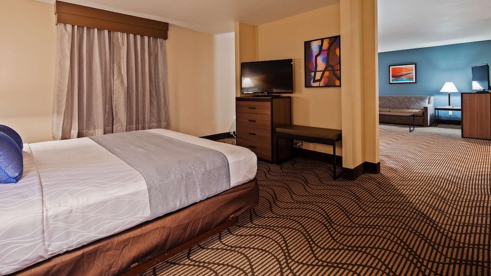 Best Western Plus Heritage Inn 17/44