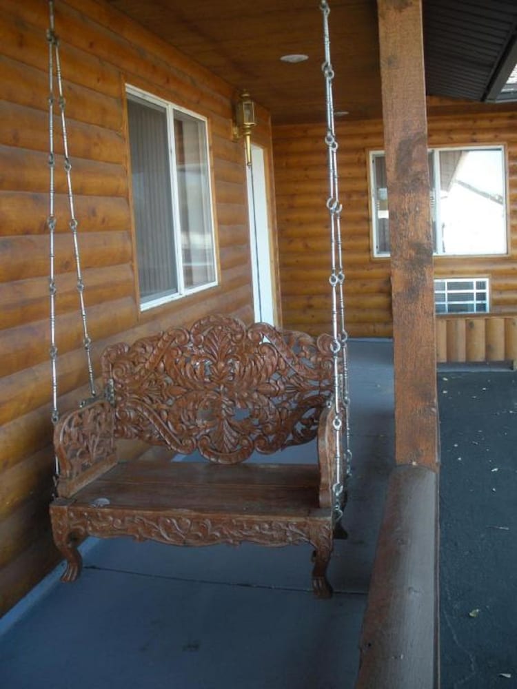 Marianna Inn Panguitch 22/30