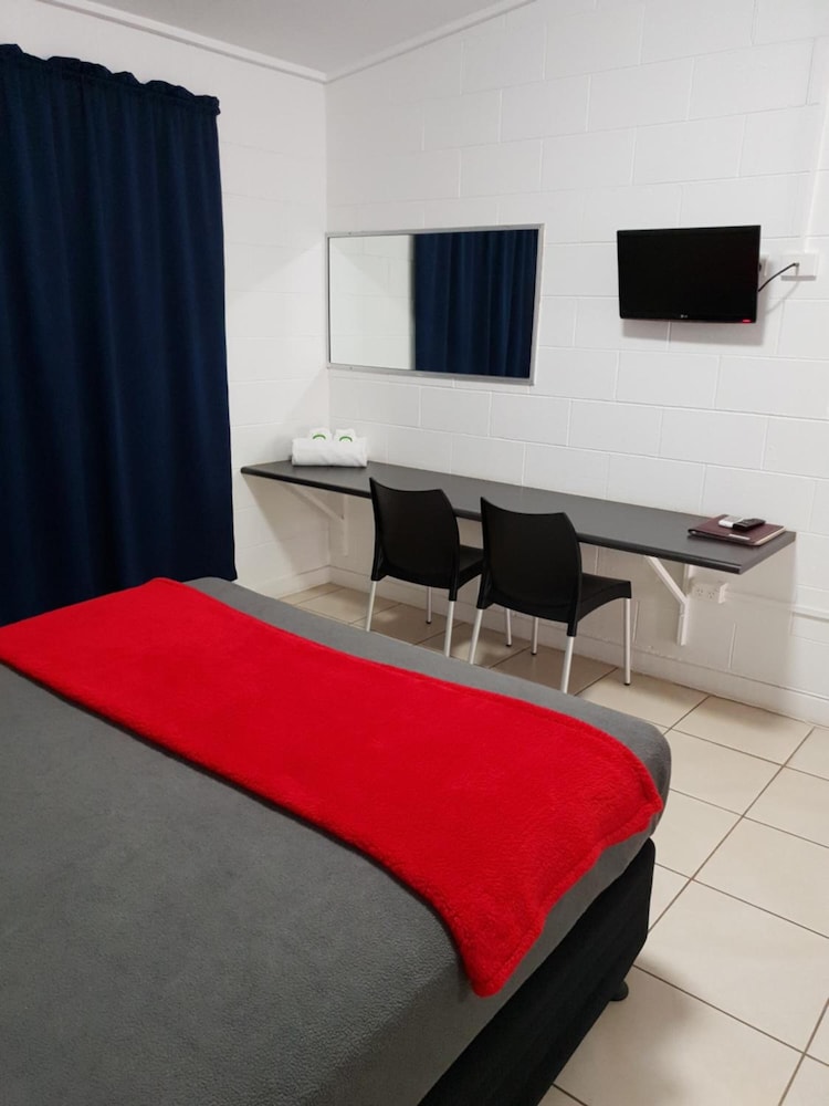 Capricorn Hotel 29/34