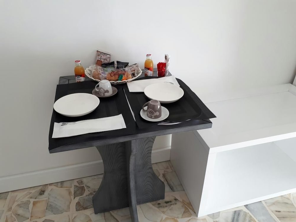 Boite D'esprit B&B De Luxe 16/25