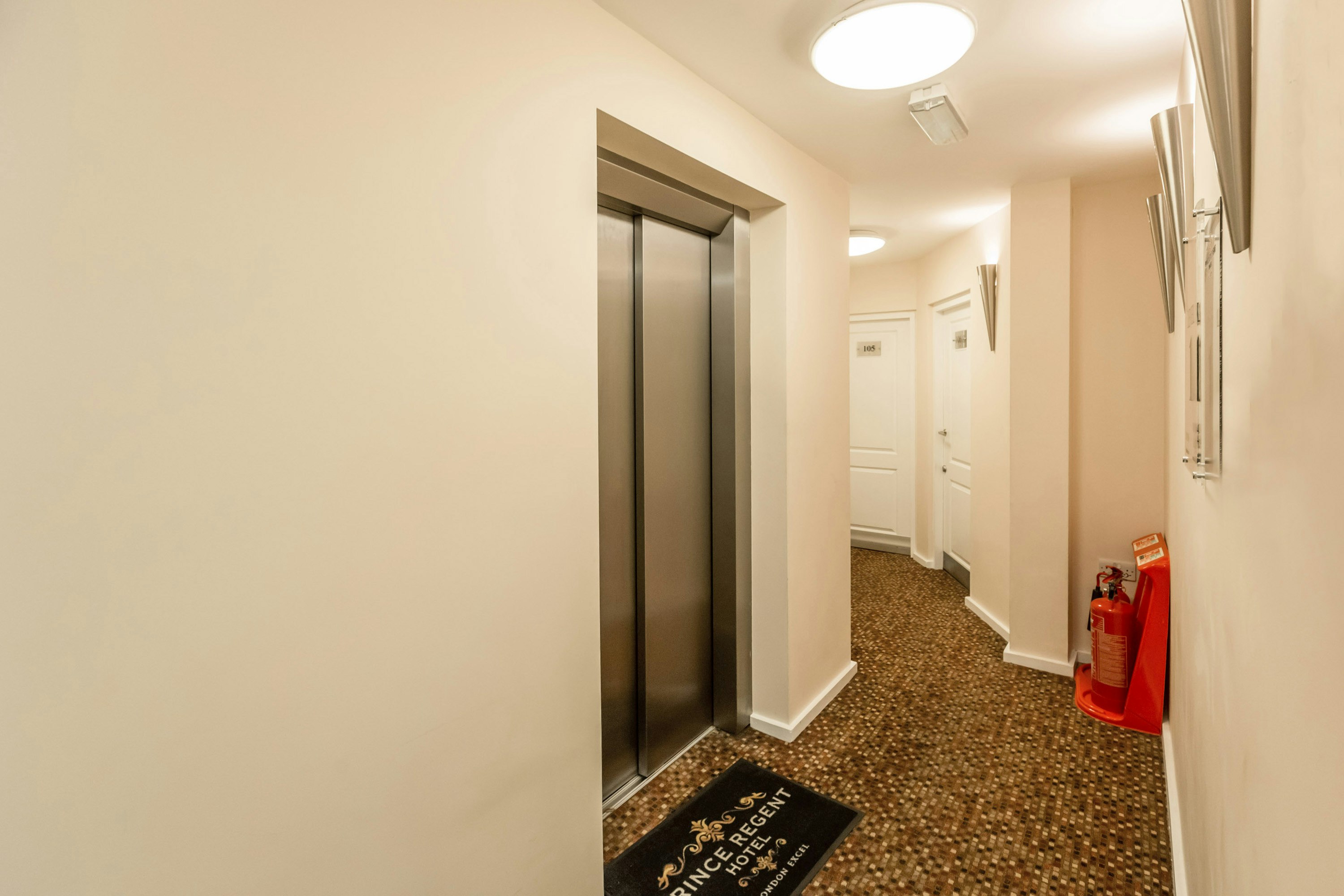Prince Regent Hotel Excel London 48/48