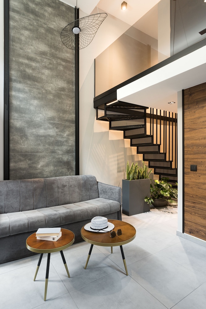 11 Enteka Acropolis Suites 34/50