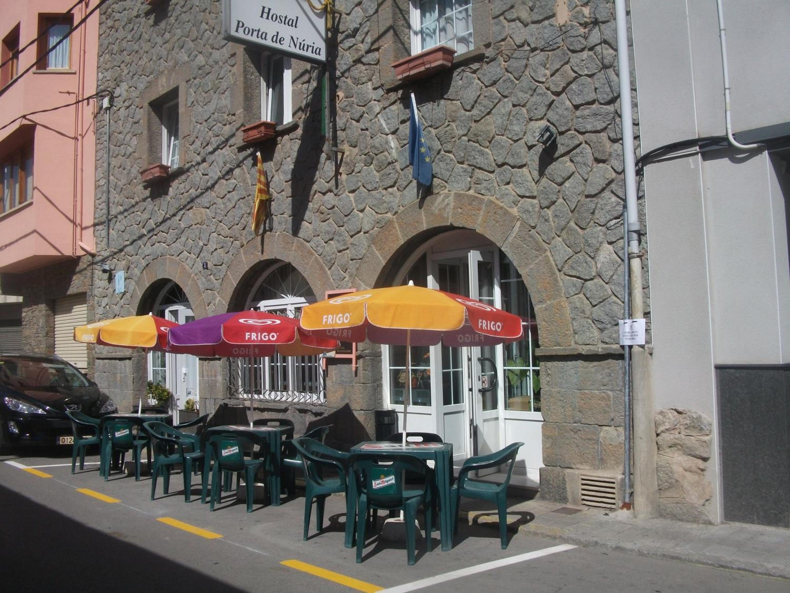 Hostal Porta De Nuria 19/23