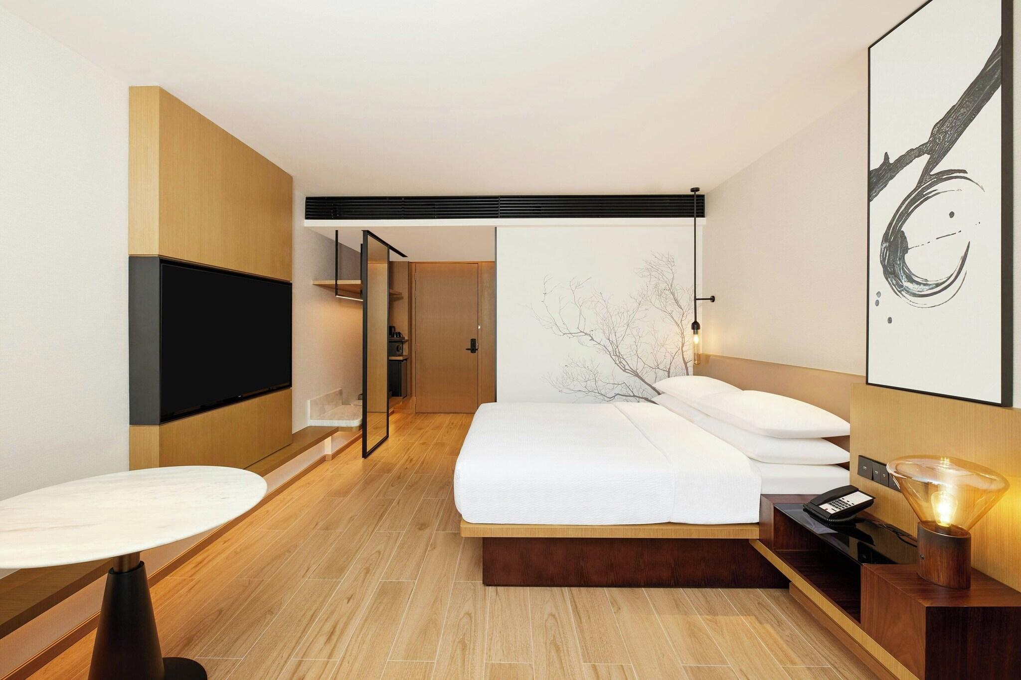 Fairfield by Marriott Haikou Meilan 9/18