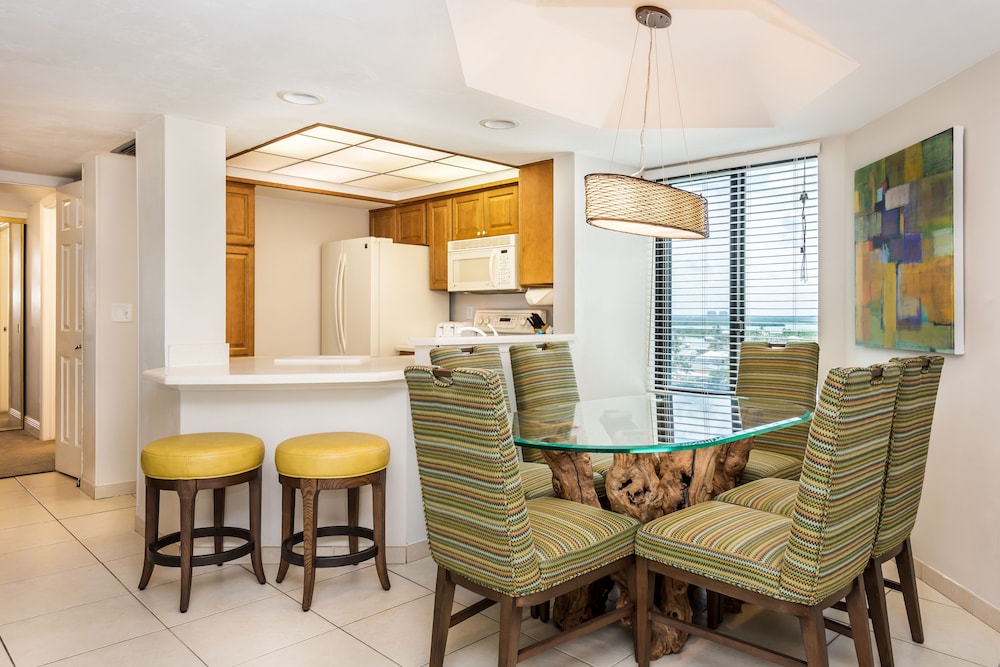 Pointe Estero Resort 27/50