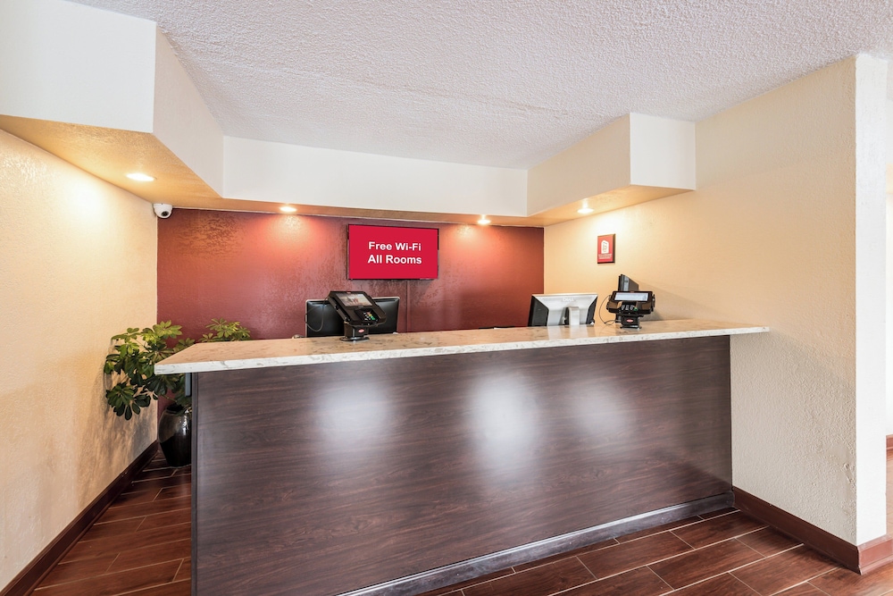 Red Roof Inn Marion, IN 9/45