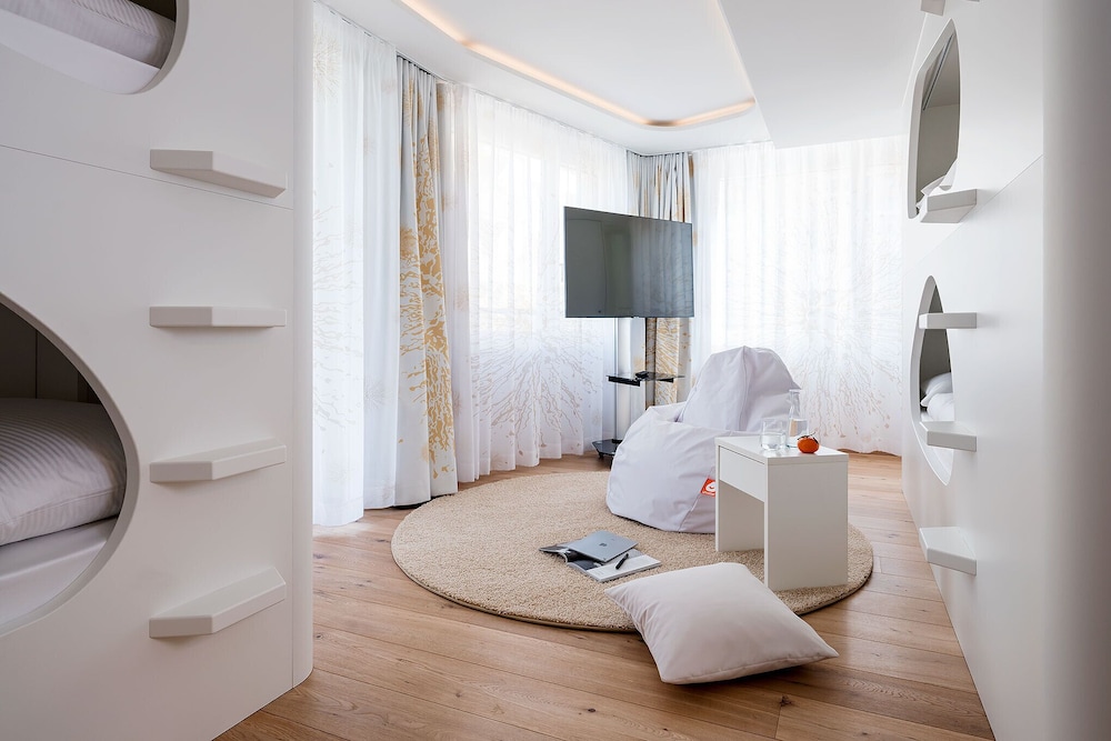 Neuro Campus Hotel im Das Morgen 19/46