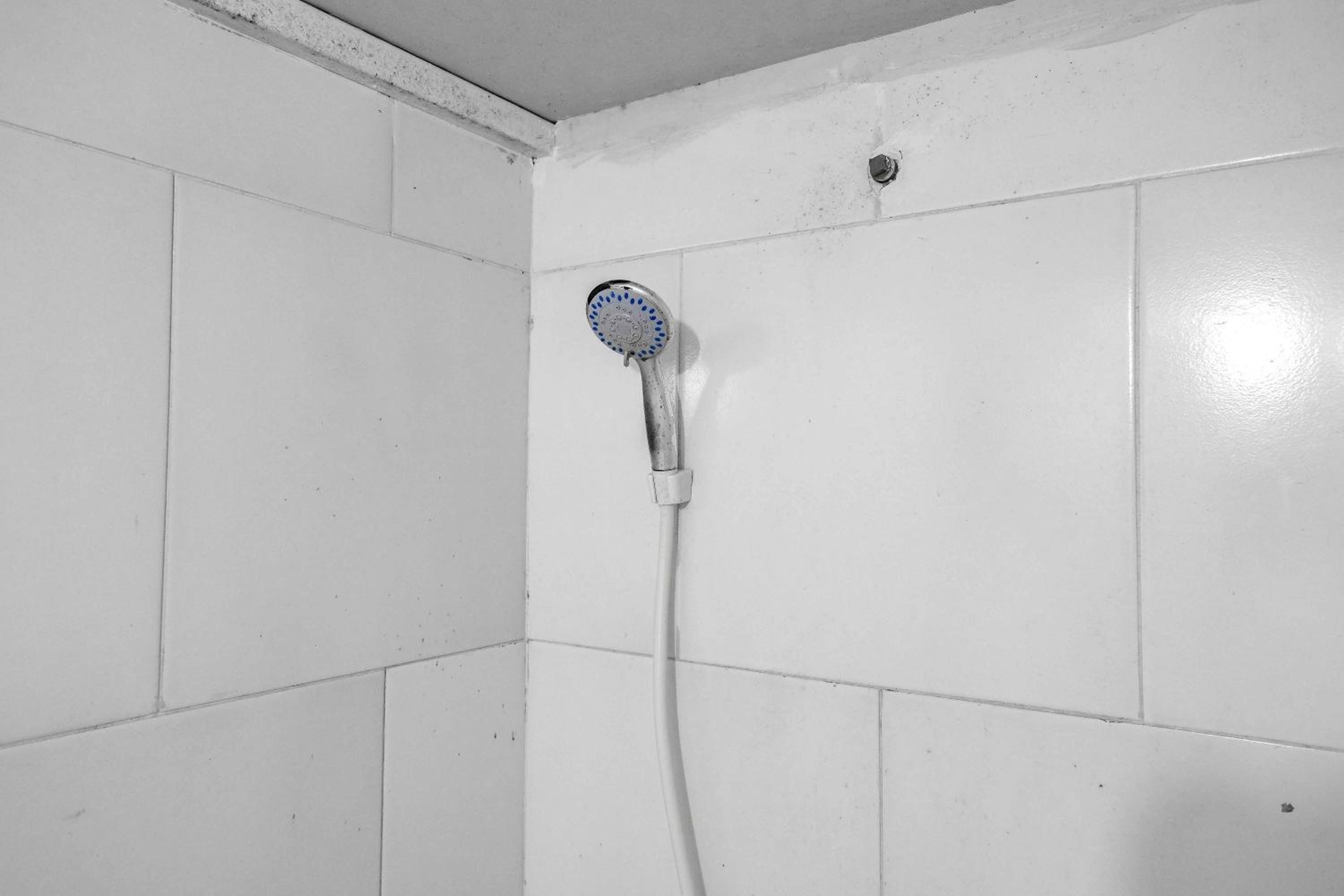 Kamar Keluarga Syariah Cendrawasih 34/35