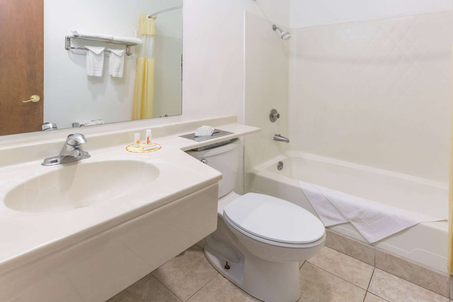 Days Inn By Wyndham Medford 21/22