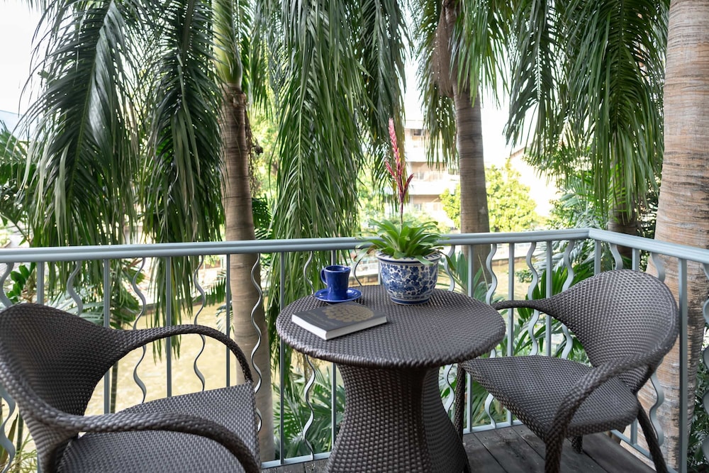 Ariyasomvilla Bangkok 53/68