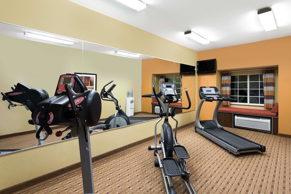 Microtel Inn Suites By Wyndham Greenville University Med 24/44