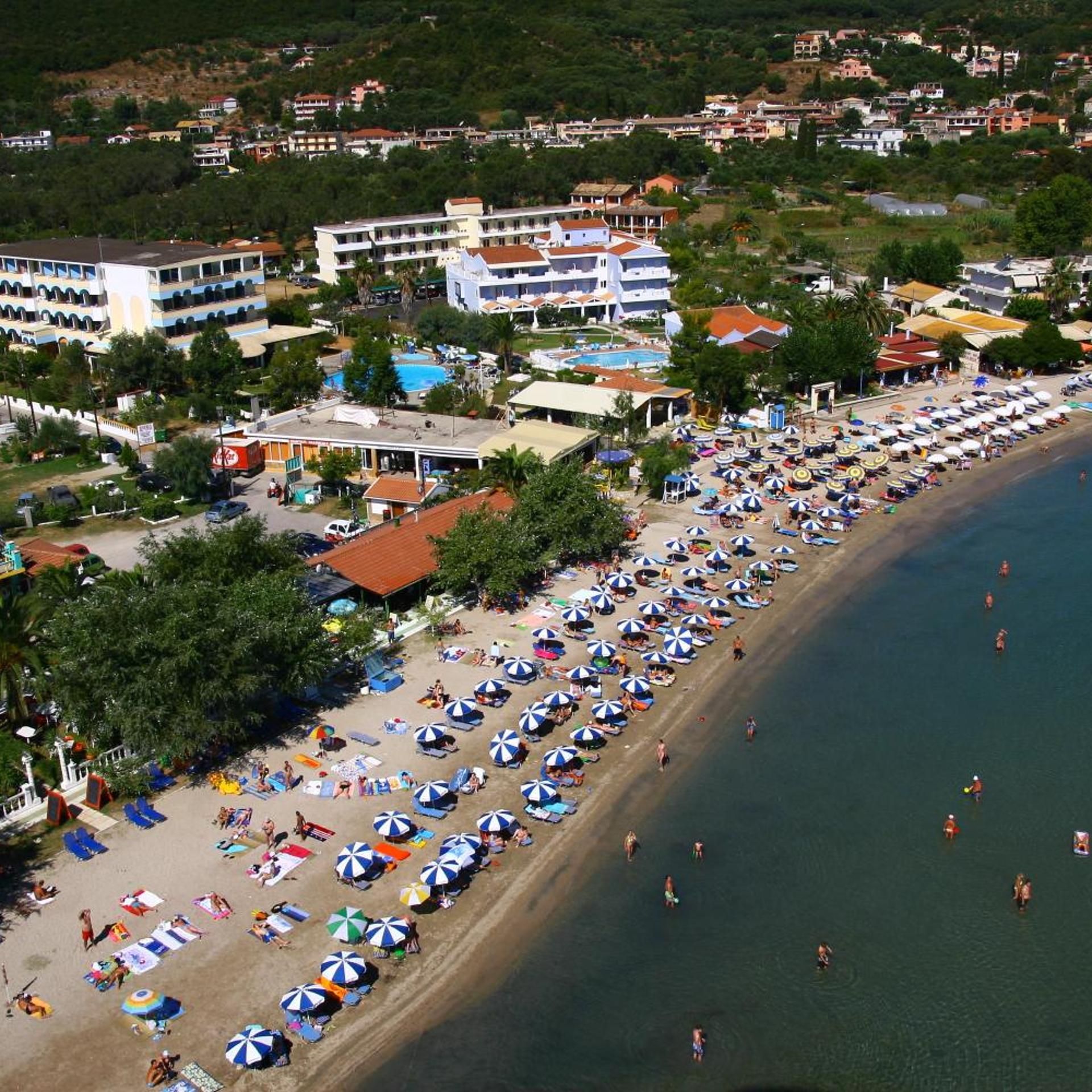 Aggelos Family Hotel 52/56