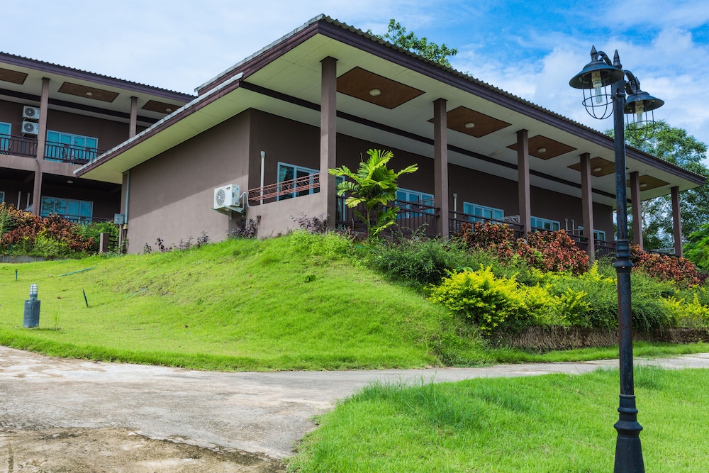 Nakakiri Resort & Spa Kanchanaburi 58/67
