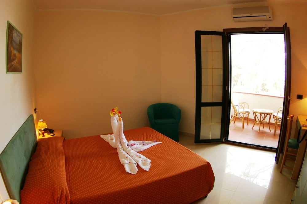 Hotel Village Eden 33/71