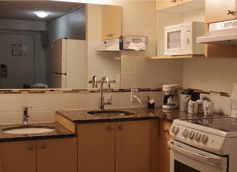 Ramada by Wyndham Medicine Hat 56/75