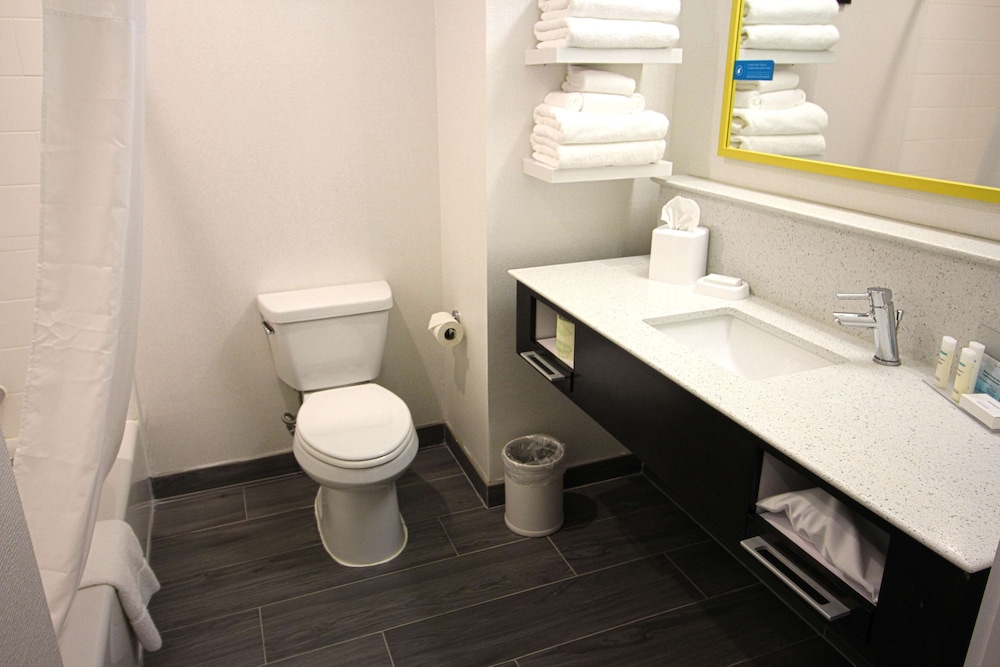 Hampton Inn West Plains Mo 22/43