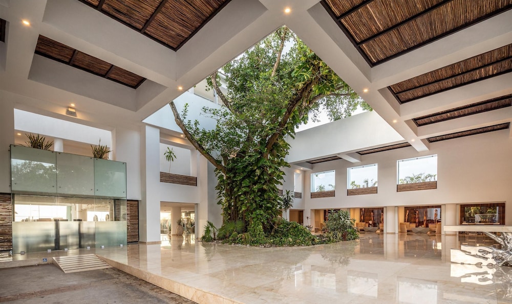 Playacar Palace 9/69