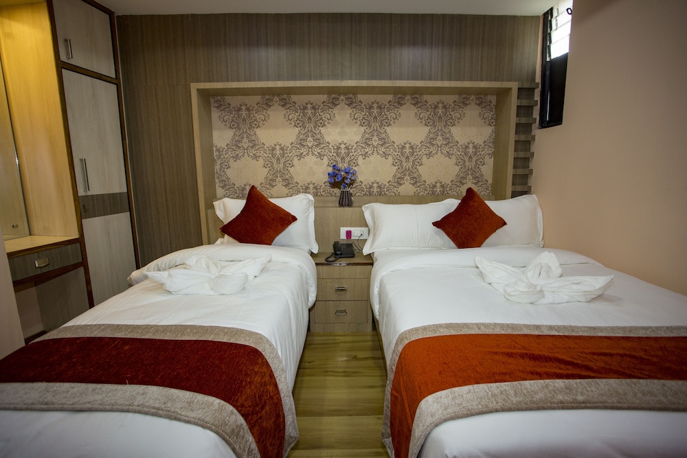 Hotel Marinha Pvt. Ltd. 23/50